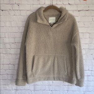 American Eagle Outfitters‎ Tan Teddy Bear Sherpa Hoodie Woman’s Size XS